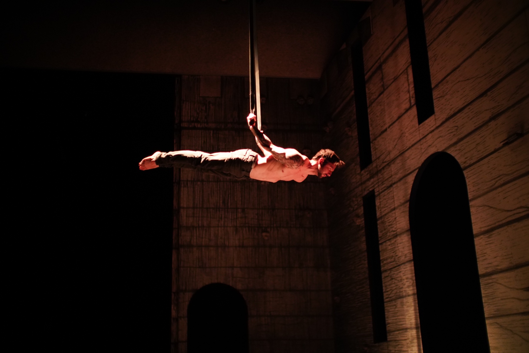 JEREMY WILLI - AERIAL STRAPS